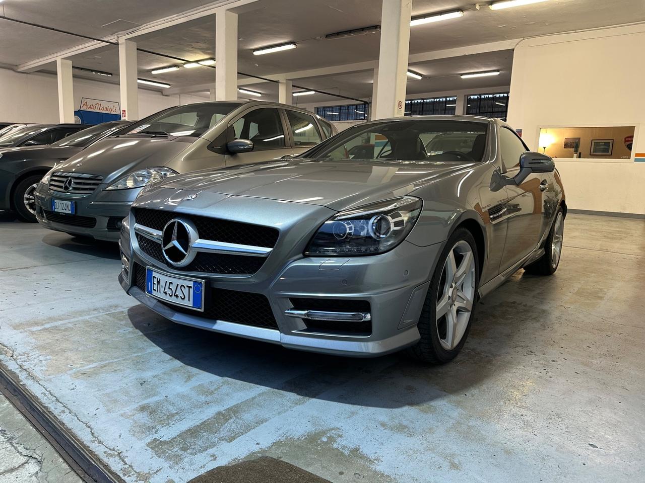 Mercedes-benz SLK 200 Premium - AMG Pack