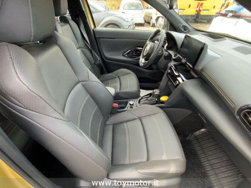 Toyota Yaris Cross 1.5 Hybrid 5p. E-CVT AWD-i Premiere