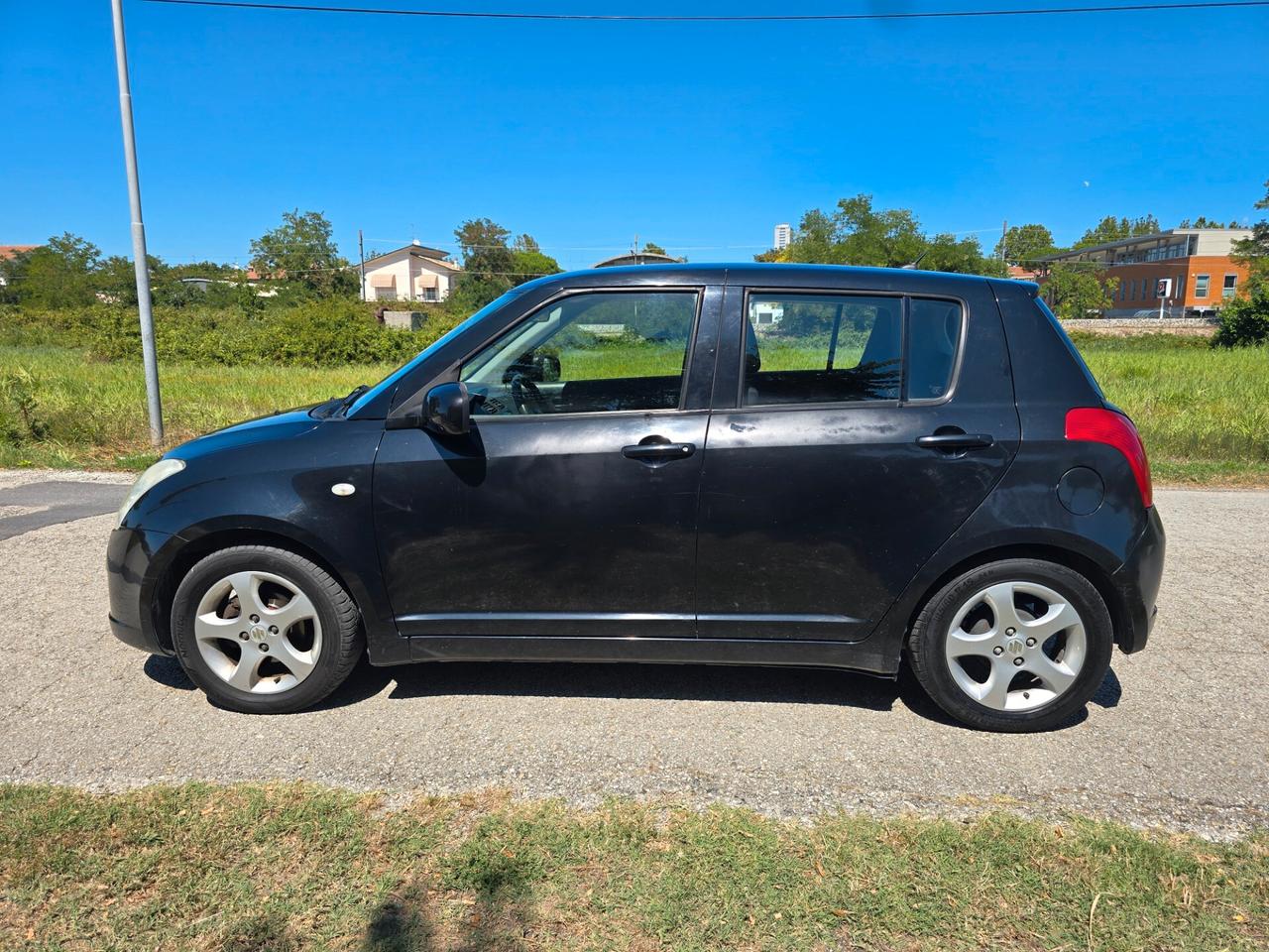 Suzuki Swift 1.3 GLP con GARANZIA-NEOPATENTATI