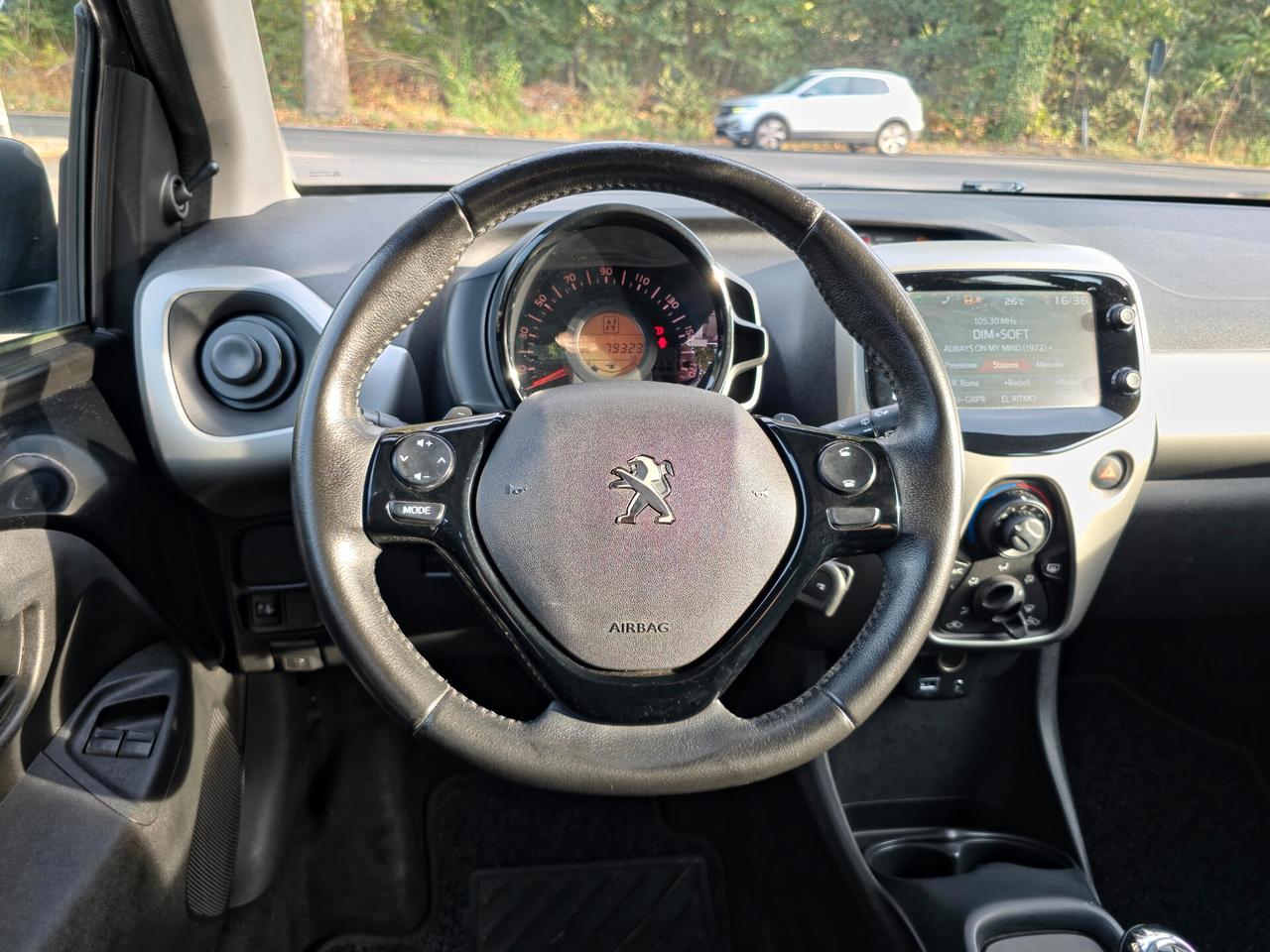 Peugeot 108 VTi 68 ETG 5 porte Allure E6B Automatica NEO 2016