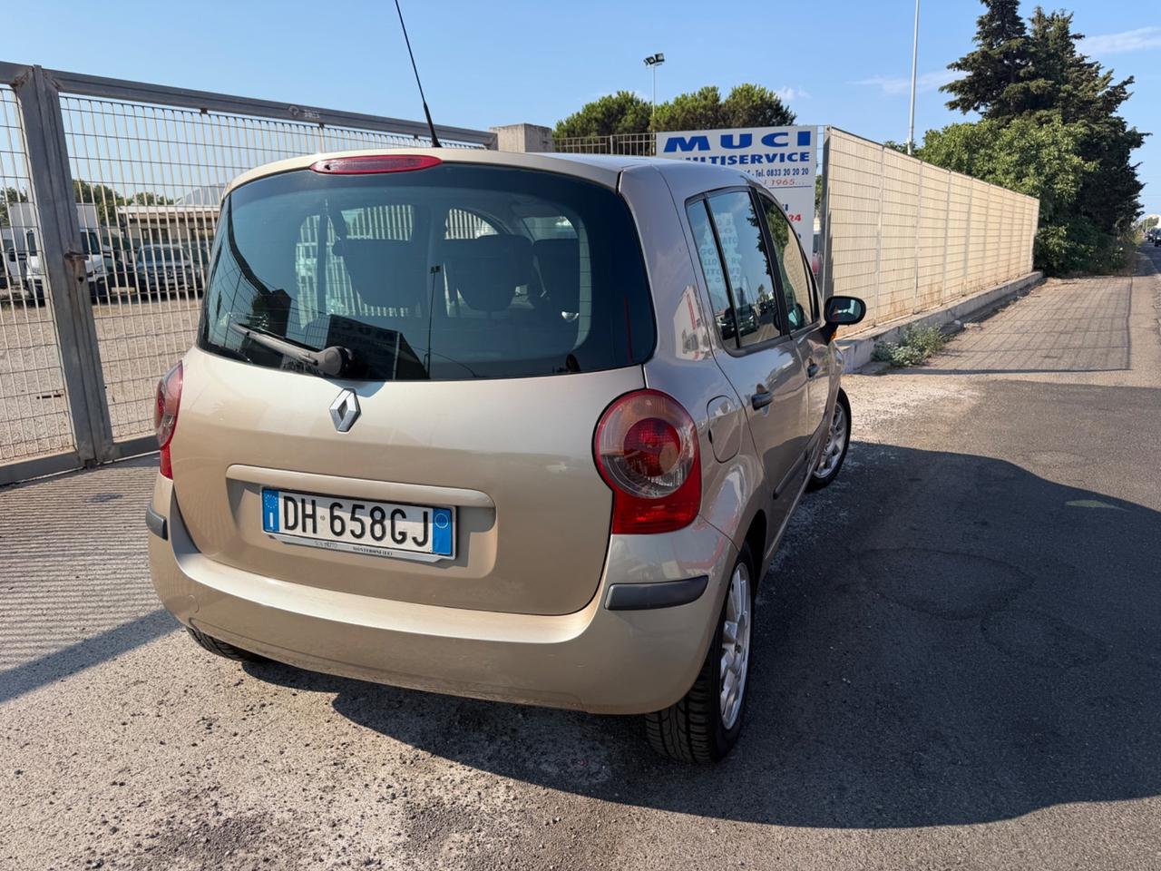 Renault Modus 1.4 diesel - 2005