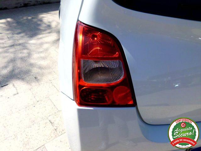 RENAULT Twingo 1.2 8V Sport & Sound