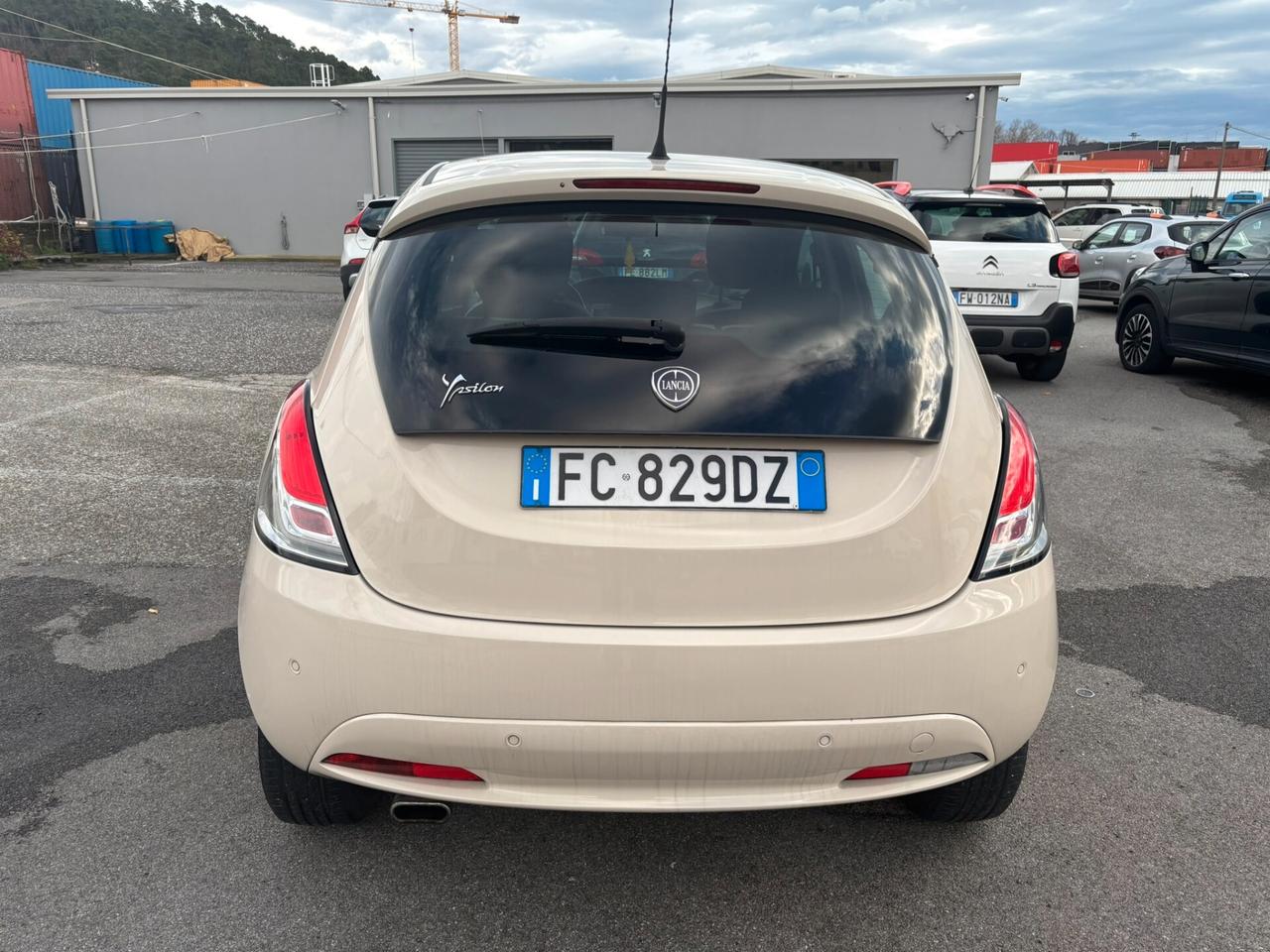 Lancia Ypsilon 1.2 69 CV 5 porte GPL Ecochic Gold