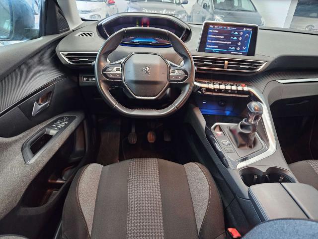 Peugeot 5008 5008 II 2021 1.2 puretech t GT s