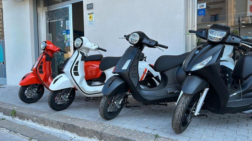 Vespa GTS 300 SuperSport NUOVA