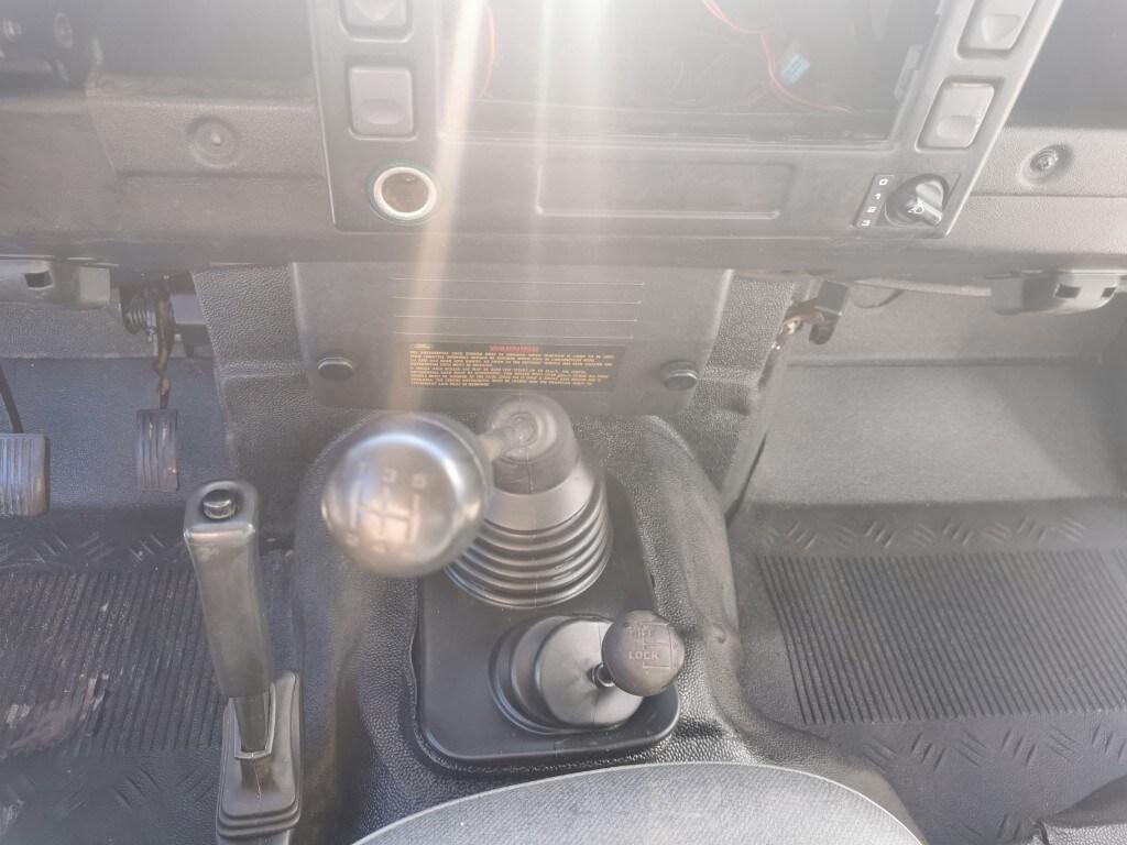 LAND ROVER Defender Defender 90 2.5 Td5 Station...
