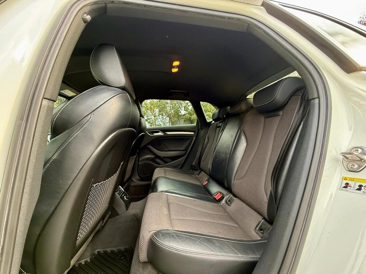 AUDI A3 30 TDI S TRONIC S LINE EDITION