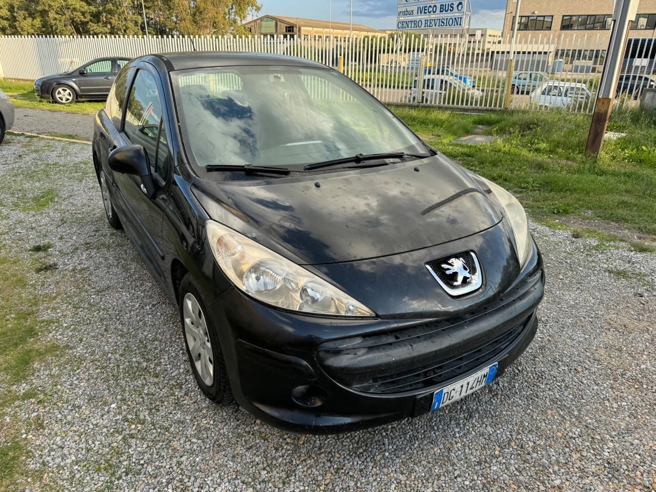 Peugeot 207 1.4 HDi -SOLO 136.000 KM-