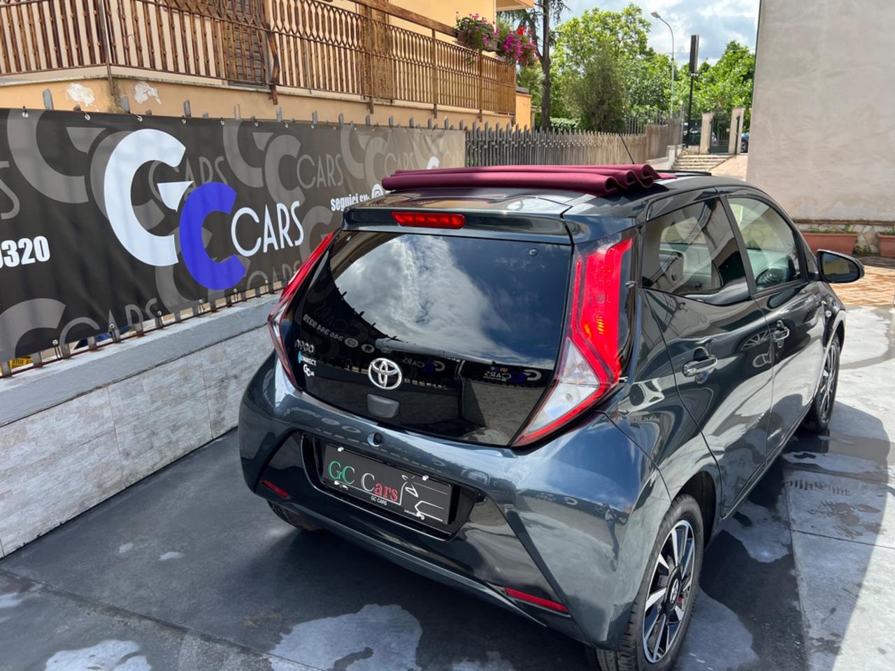 Toyota Aygo Connect 1.0 VVT-i 72 CV CABRIO