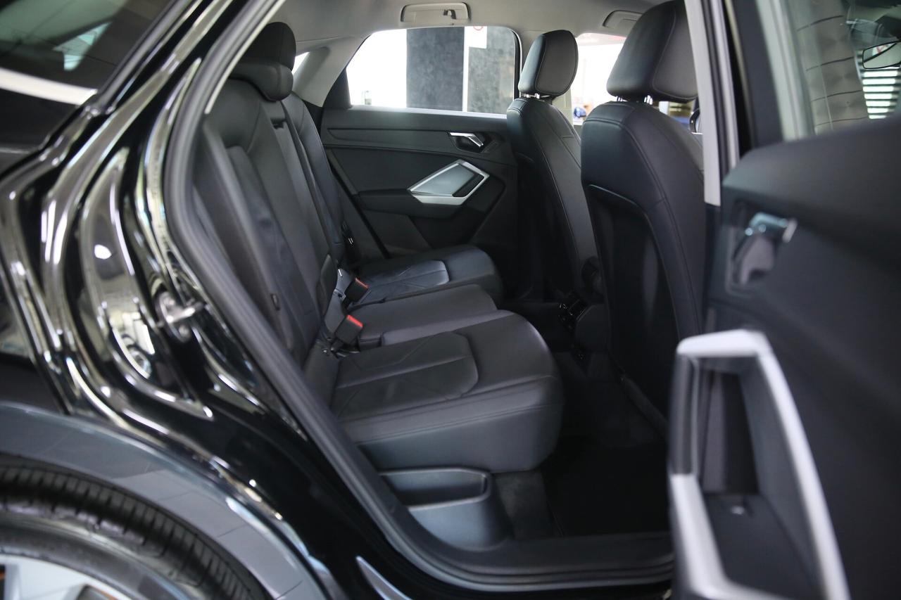 Audi Q3 SPB 35 TDI S tronic Business Plus