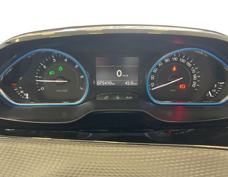 Peugeot 2008 PureTech 82 Allure - NEOPATENTATI