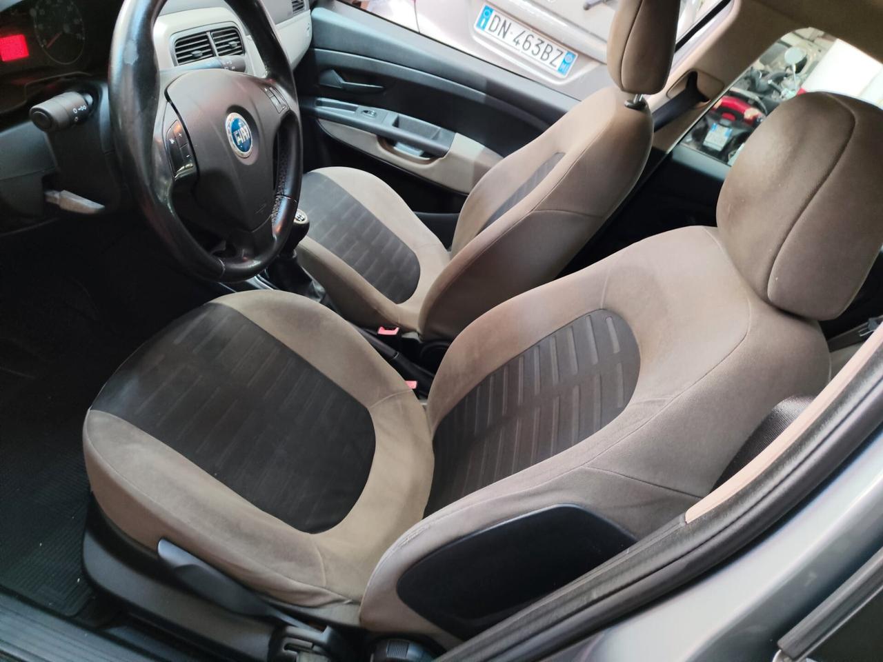 Fiat Grande Punto 1.3 MJT 75 CV 5 porte Dynamic