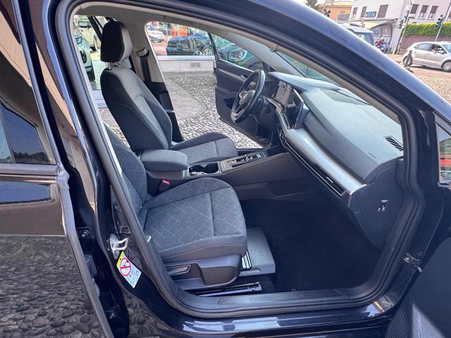 VOLKSWAGEN Golf 1.0 eTSI EVO DSG Life