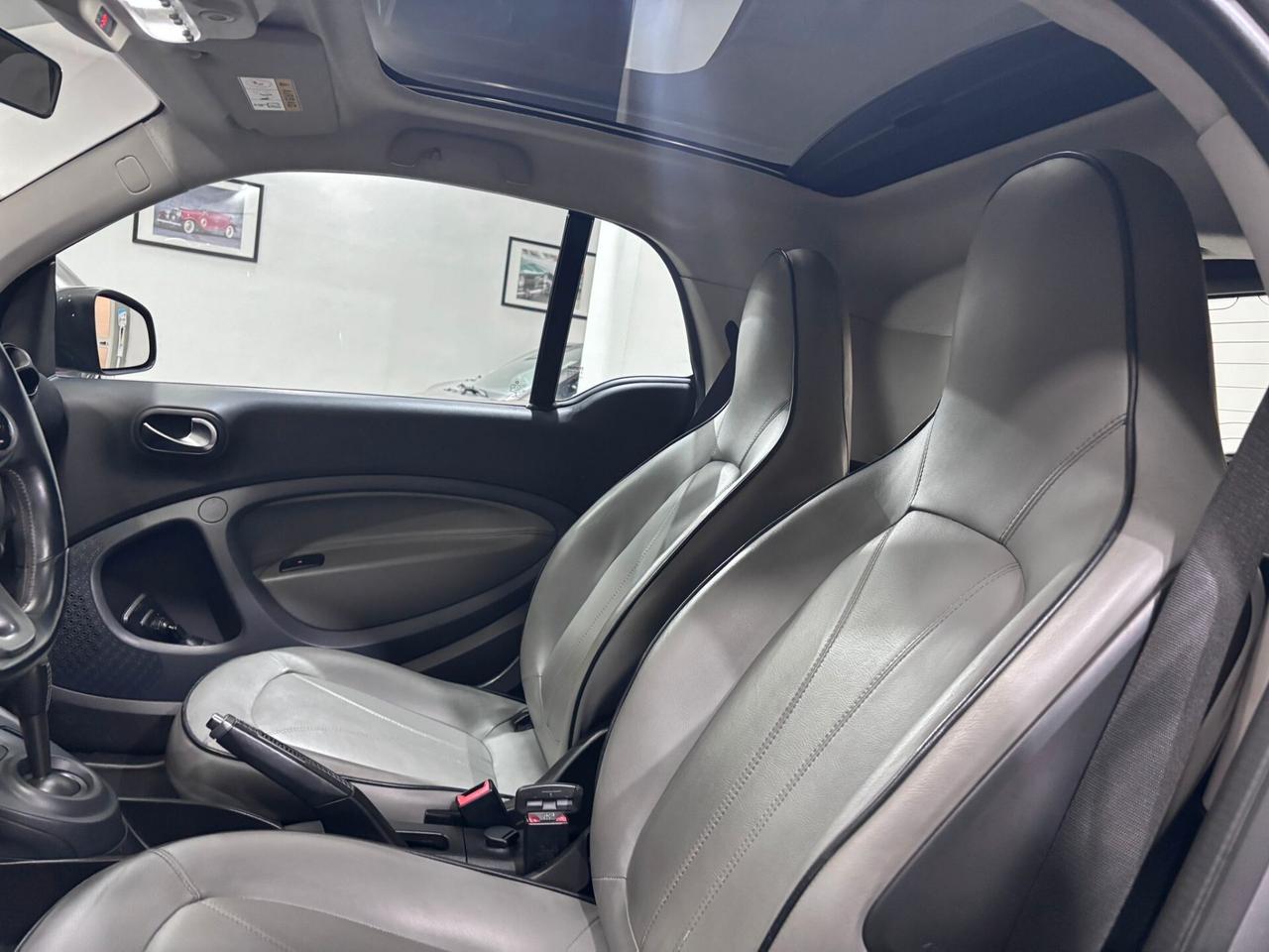 SMART FORTWO 0.9 TWINAMIC TURBO BRABUS STYLE SOLID GREY