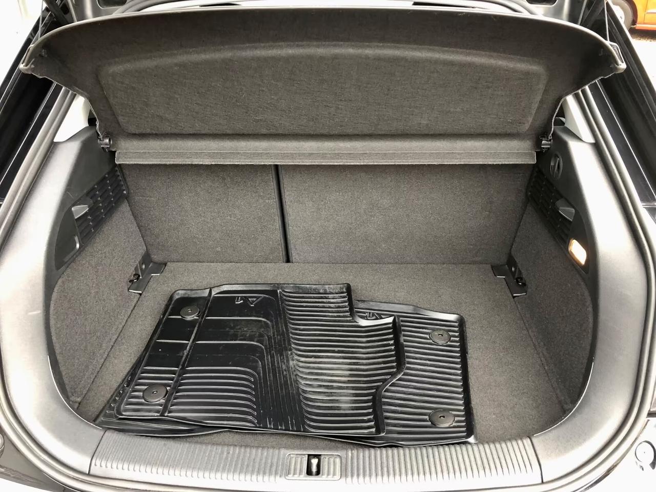 Audi A1 1.2 TFSI S LINE