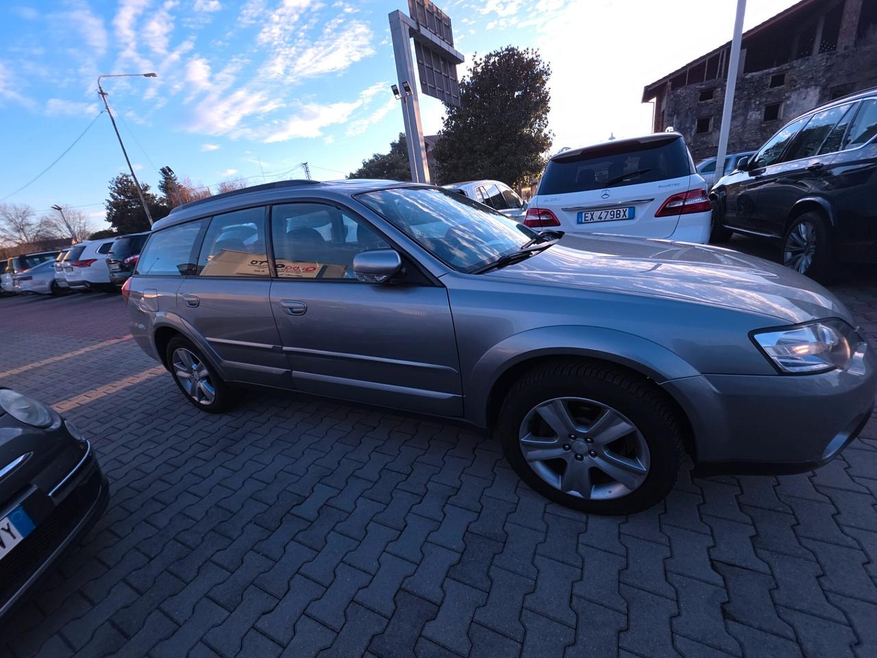 Subaru OUTBACK 3.0R 24V AT ZN