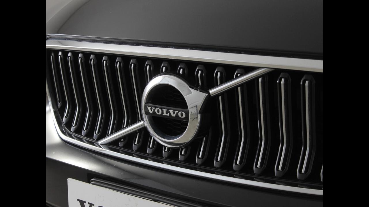 VOLVO XC40 - XC40 2.0 d3 Inscription awd geartronic my20