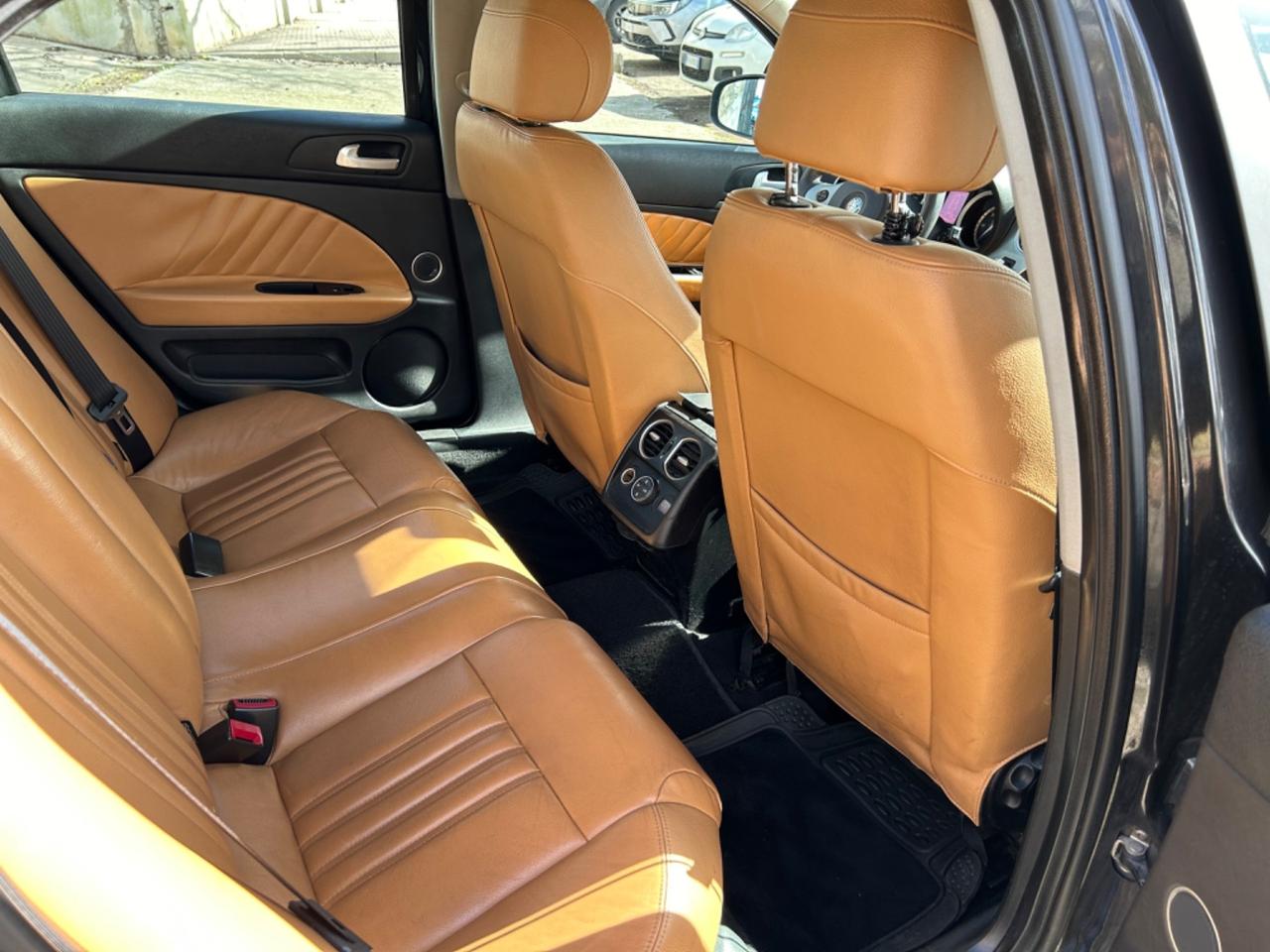 Alfa Romeo 159 1.9 JTDm AUTOM. Exclusive