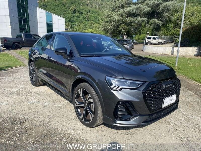 Audi Q3 SPB 35 TDI S tronic Identity Black