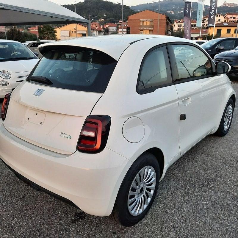 FIAT 500 Action Berlina 190 24 KWH