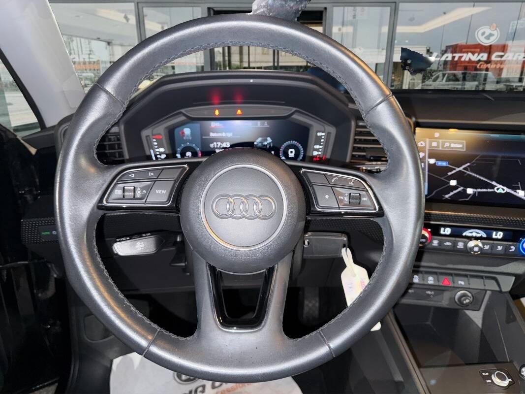 Audi A1 25 1.0 tfsi Con VIRTUAL COCKPIT