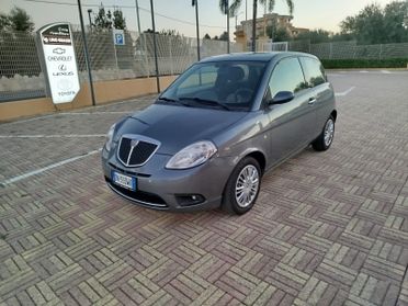 Lancia Ypsilon 1.2 Platino