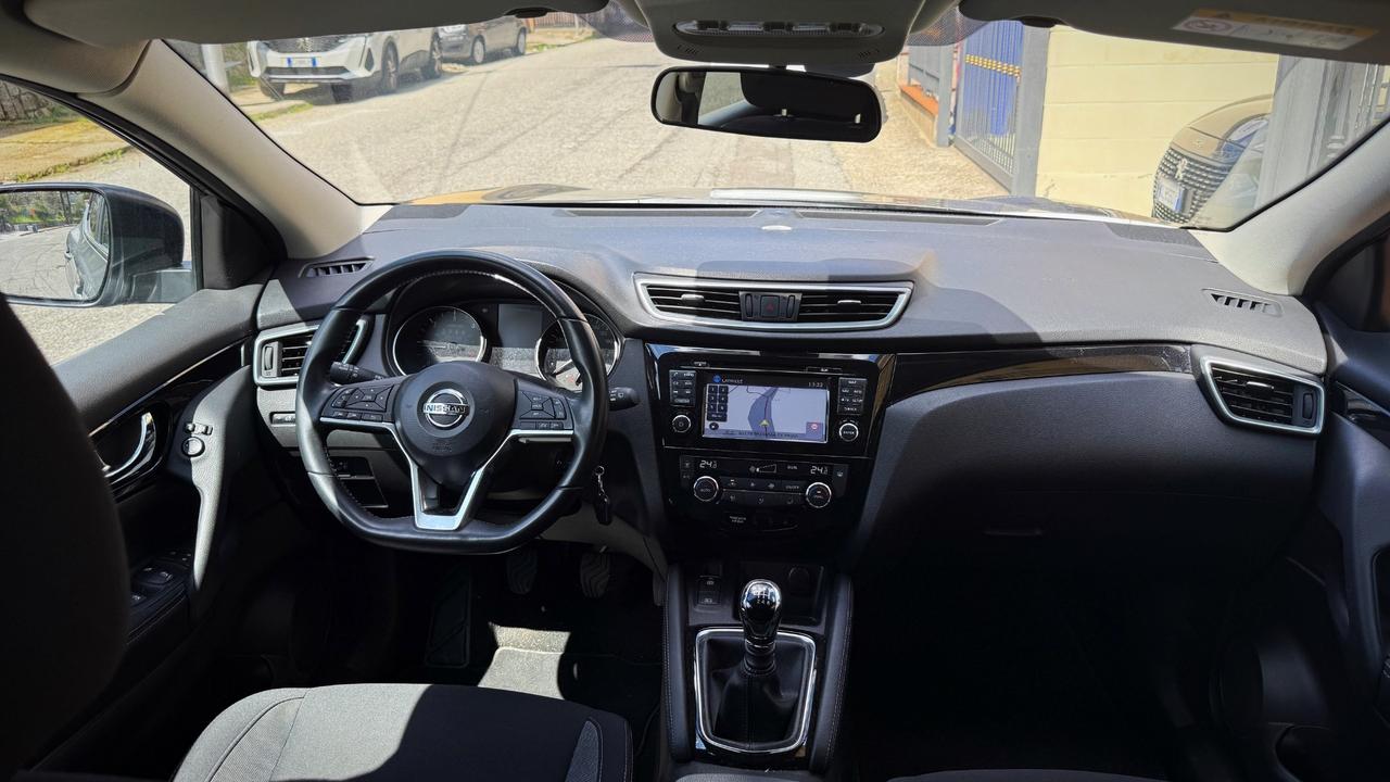 Nissan Qashqai 1.5 dCi Business - 11/2017