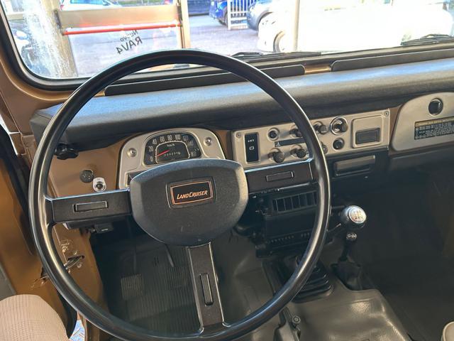 TOYOTA Land Cruiser BJ 42 HARD TOP