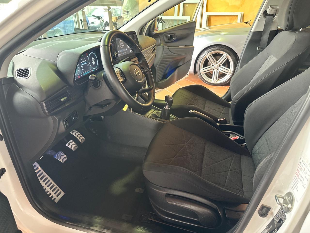 Hyundai Bayon 1.0 T-GDI Hybrid 48V iMT XClass