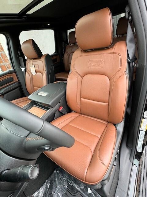 DODGE RAM 1500 CREW 5.7L V8 NEW CLUSTER LONGHORN