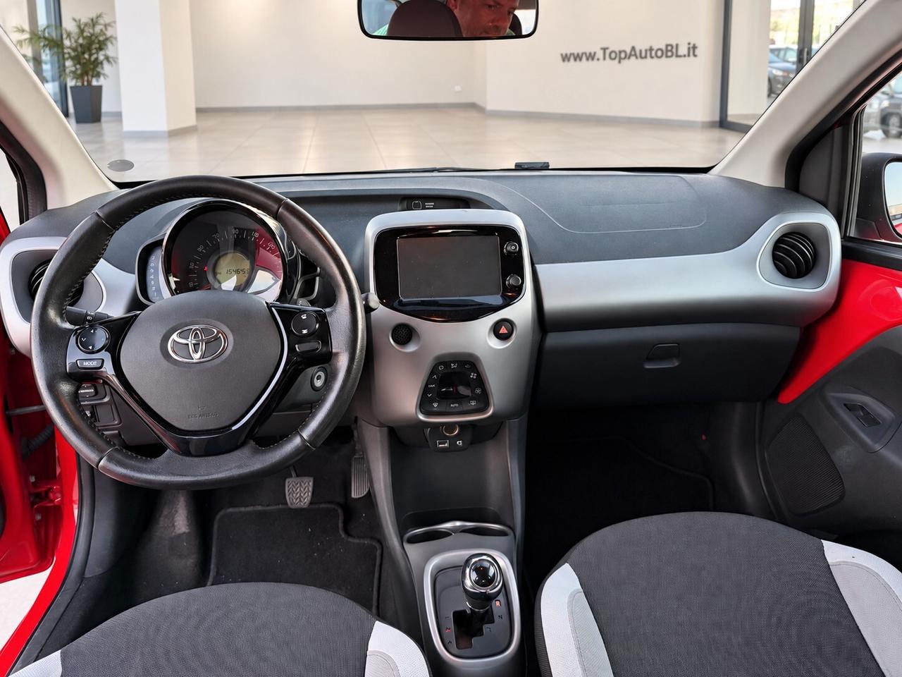 Toyota Aygo 1.0 VVT-i 69 CV 5 porte x-play TSS MMT