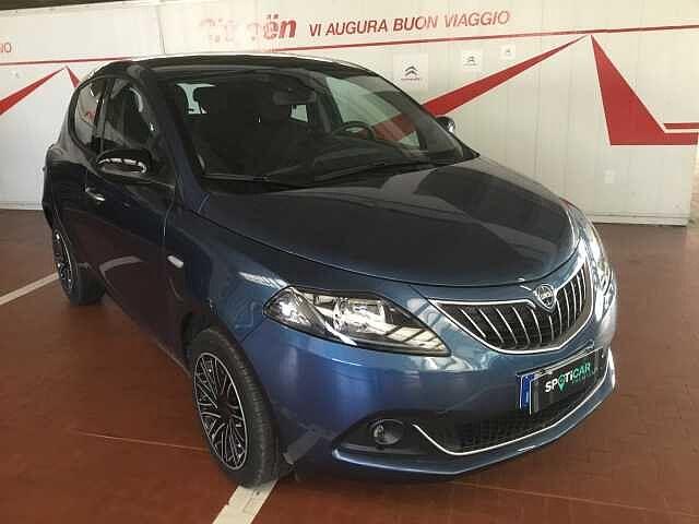 Lancia Ypsilon Gold 1.0 Hybrid 70 cv - Vettura Usata