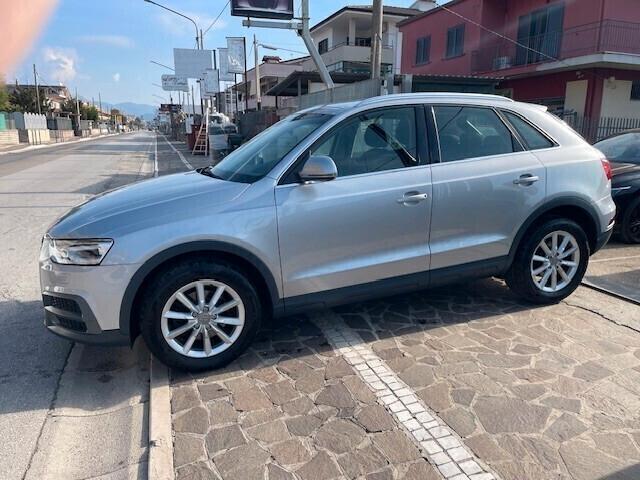 Audi Q3 2.0 TDI 150 CV Design