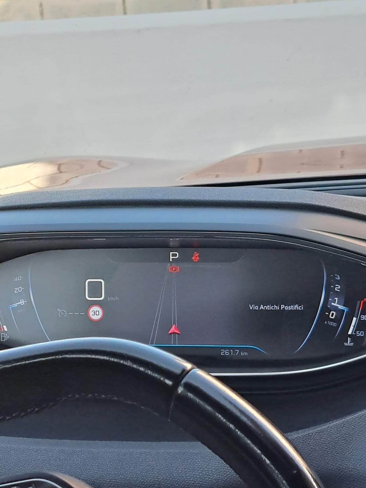 Peugeot 3008 BlueHDi 120 S&S BC Business