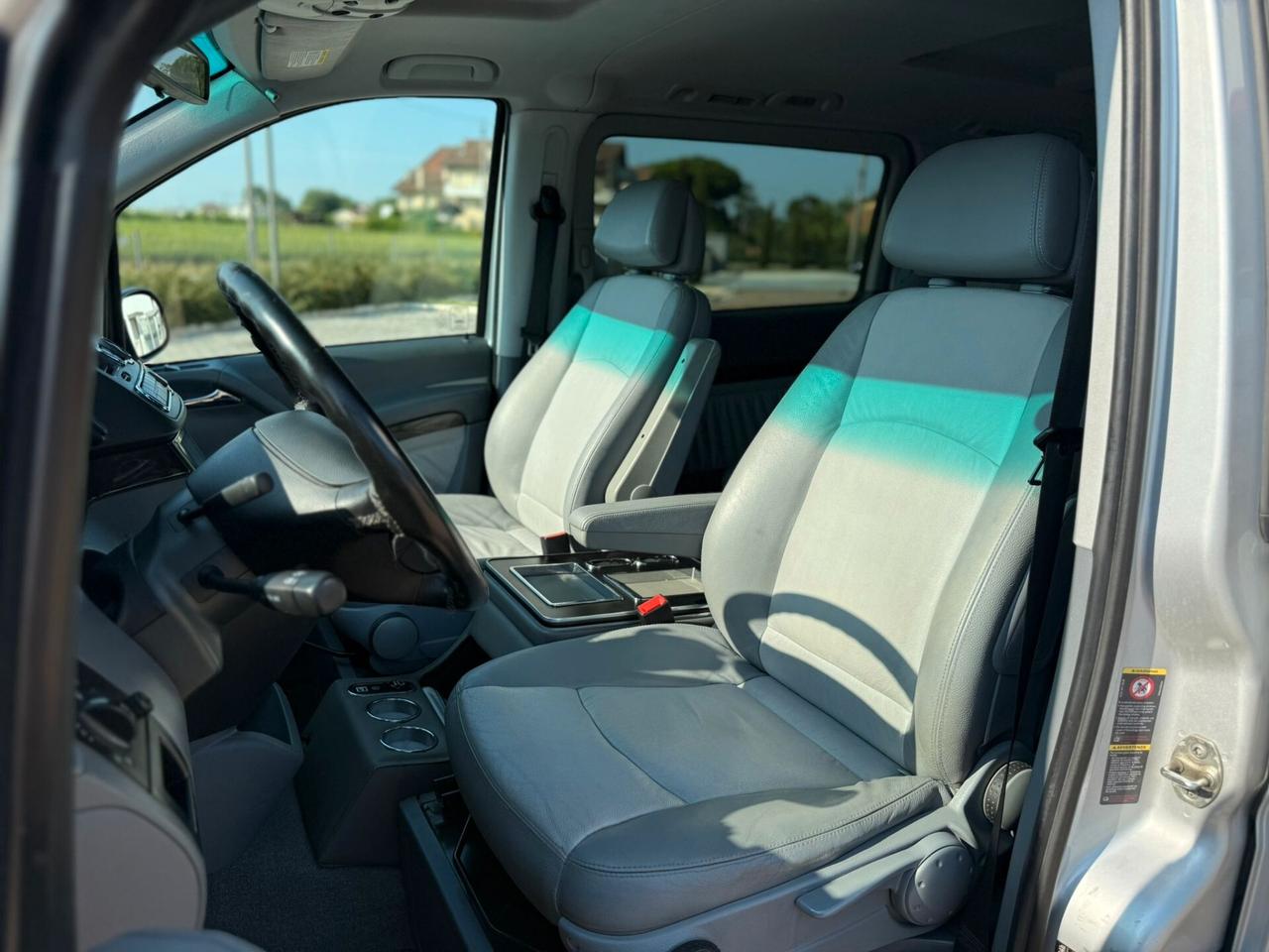 Mercedes-benz Viano 2.2 CDI 4Matic 8 POSTI