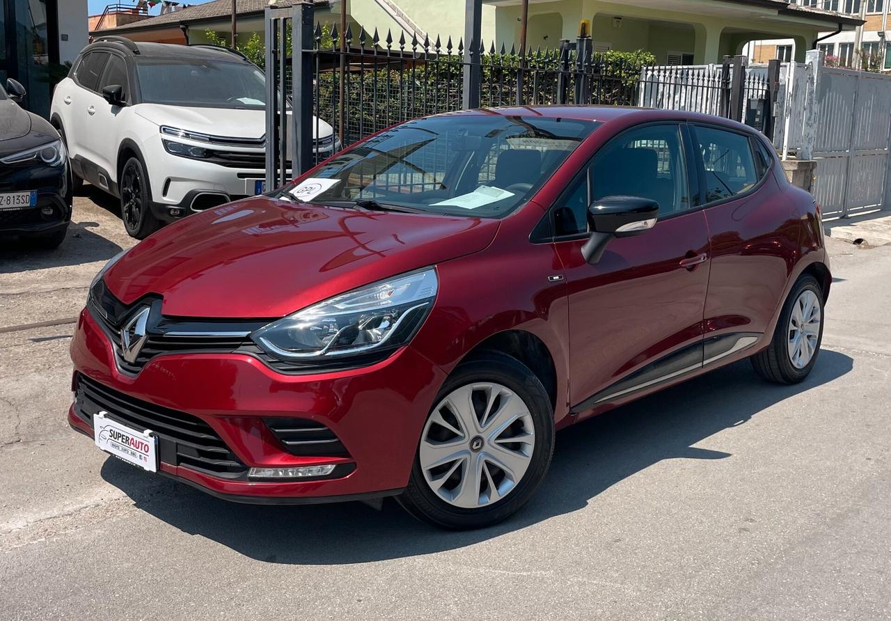 RENAULT Clio TCe 12V 90 CV GPL MOSCHINO LIFE