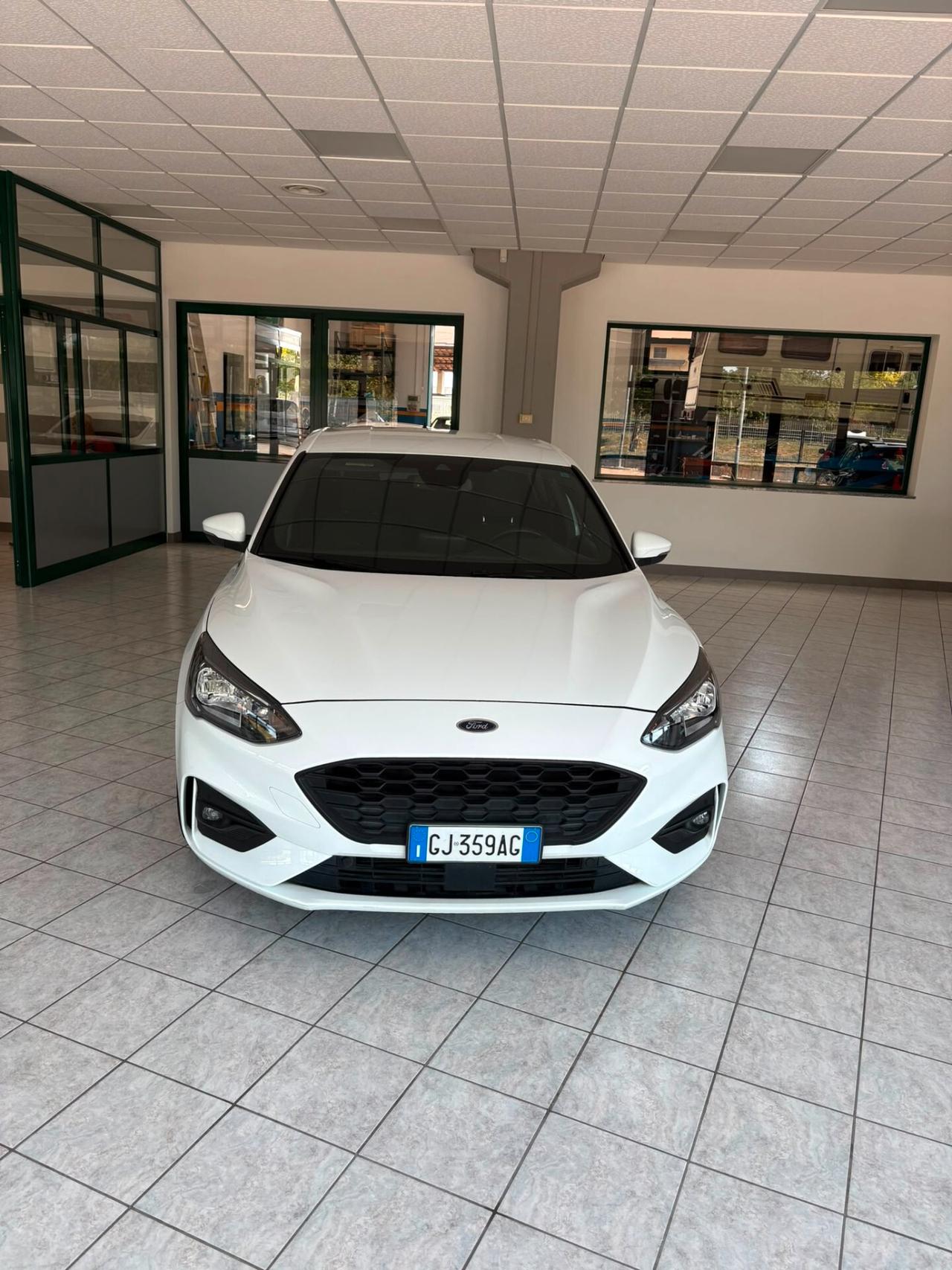 Ford Focus 1.0 EcoBoost Hybrid 125 CV 5p. ST-Line