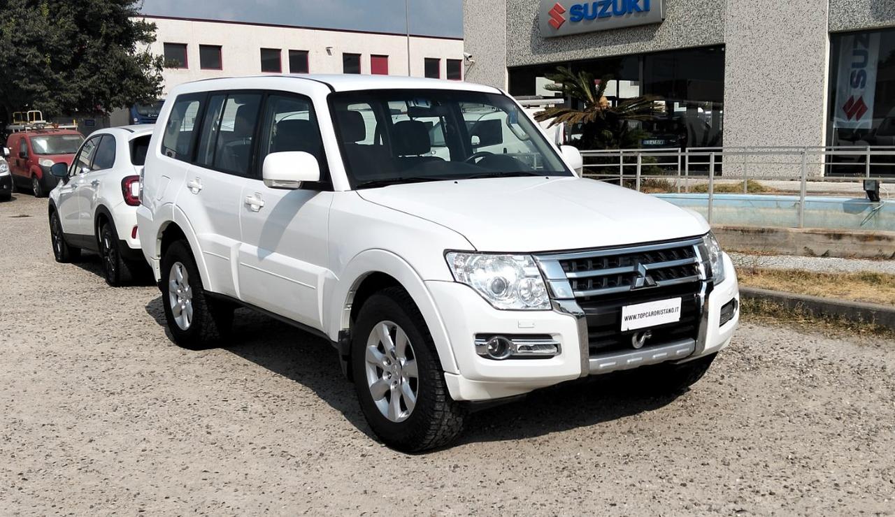 Mitsubishi Pajero 5 Porte Pajero 3.2 cr Intense 200cv 5p