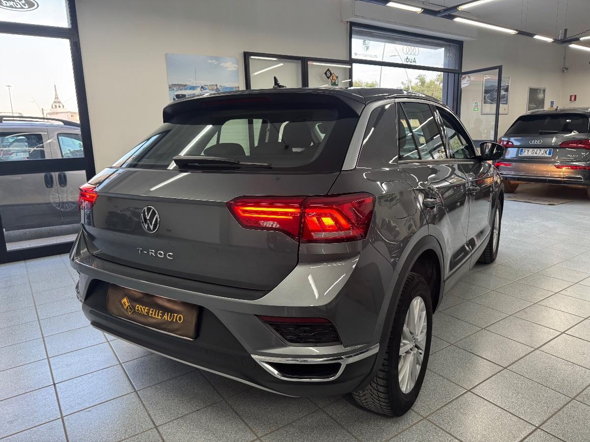 VOLKSWAGEN T-ROC 2.0 TDI DSG Business UNICO PROP/ NAVI/ CARPLAY