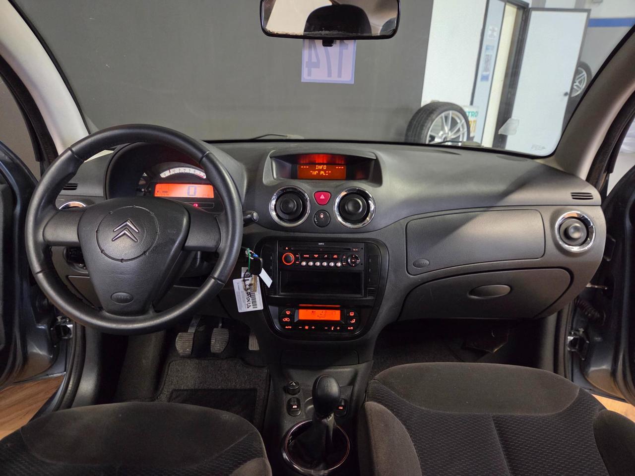 Citroen C3 1.1 Exclusive Style (exclusive)