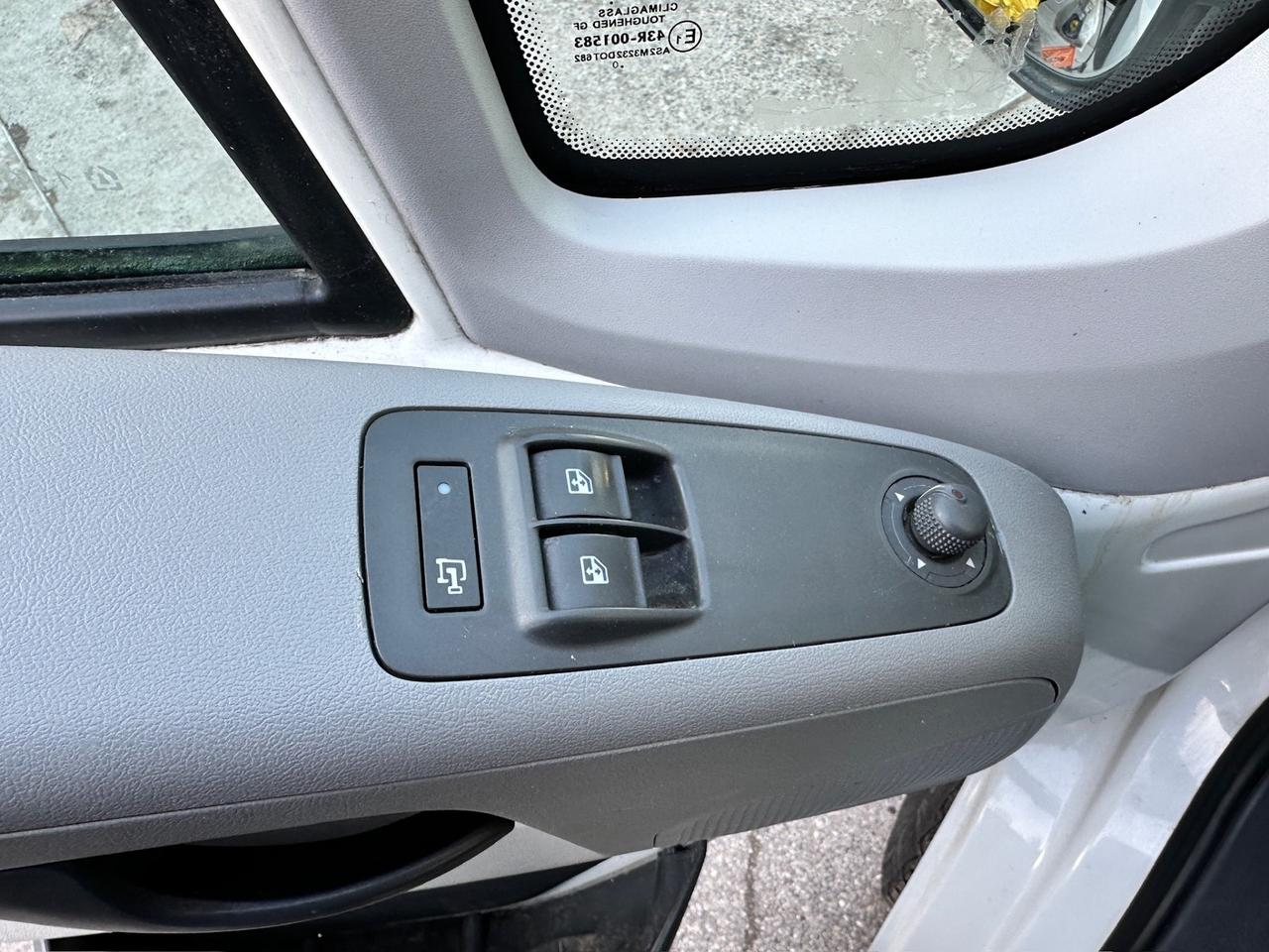 Peugeot Boxer 2.2 HDi Furgone 3 posti autocarro