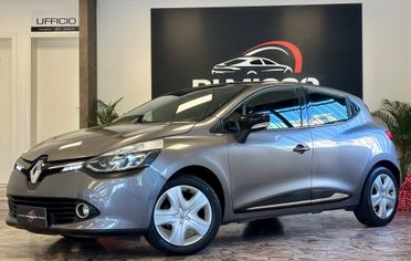 Renault Clio 1.2 75CV 5 porte Costume National
