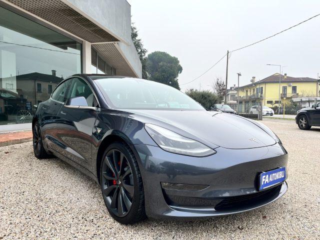 TESLA Model 3 Long Range AWD Performance