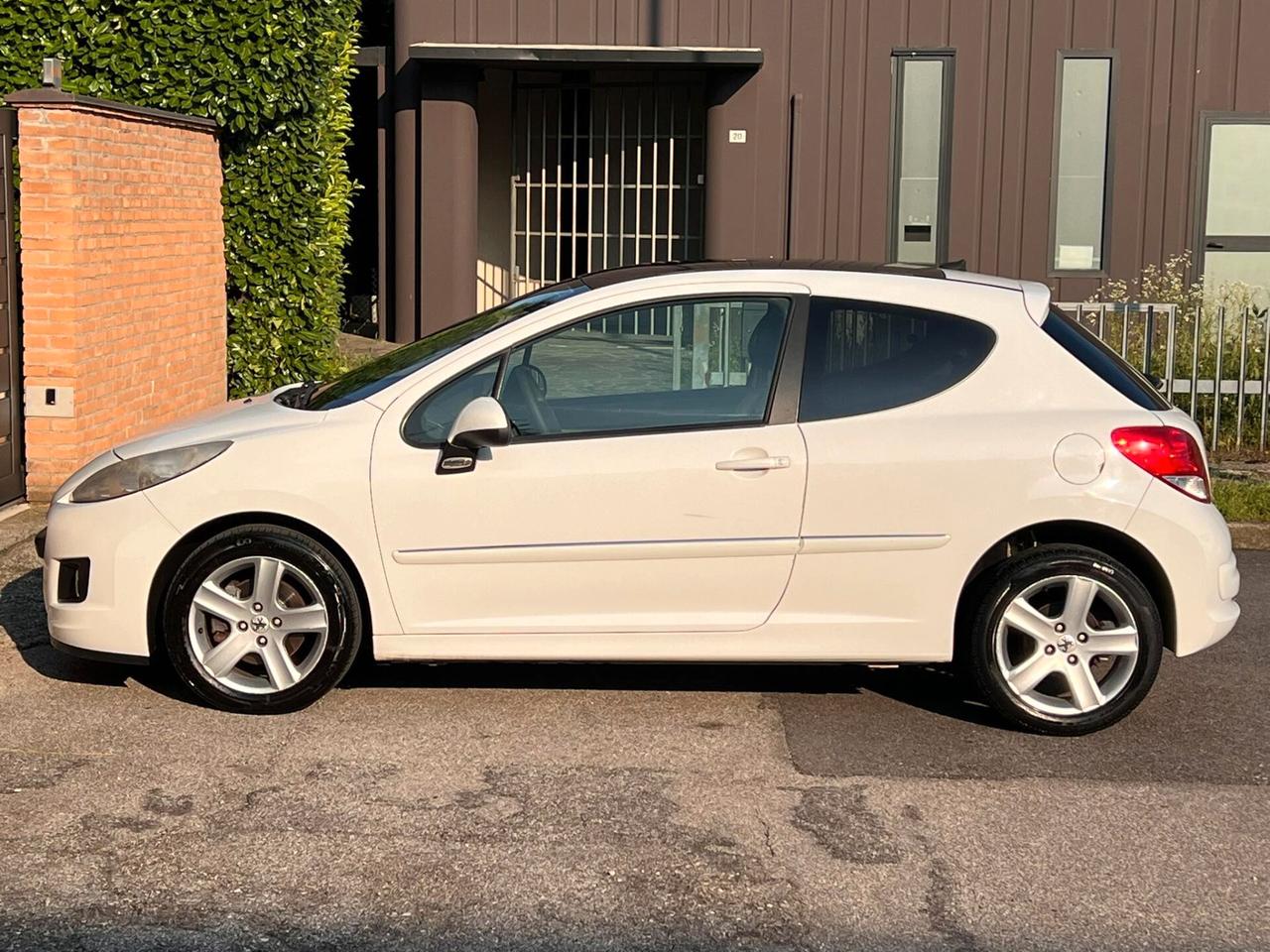 Peugeot 207 1.6 156CV 3p-U.Prop-Tag.Cert-Tetto,Pelle-Euro5