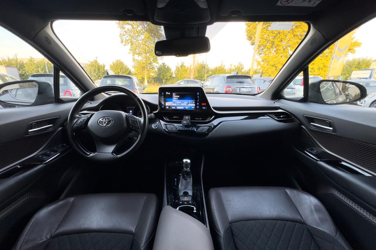 Toyota C-HR 1.8 Hybrid E-CVT Lounge