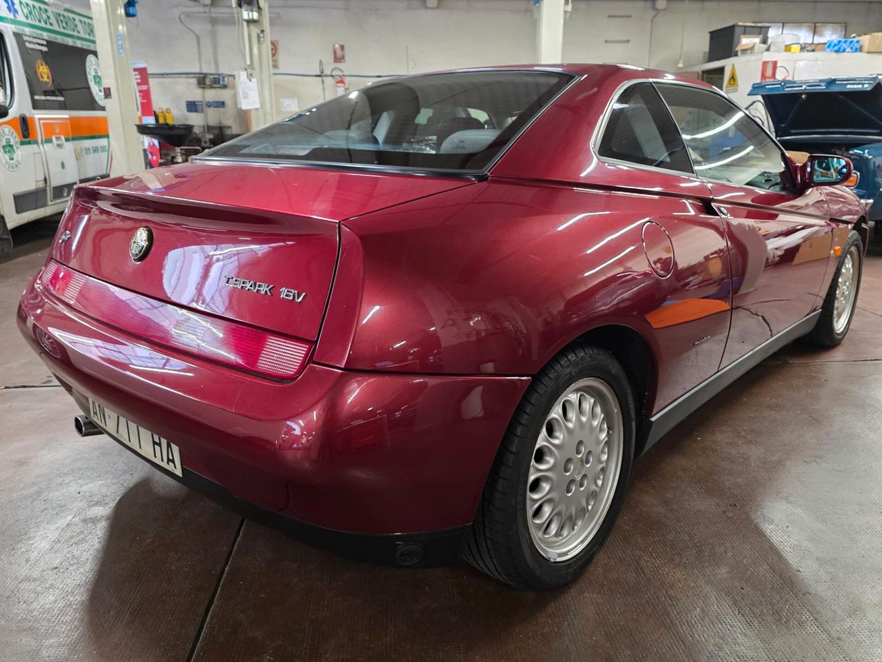 Alfa Romeo GTV 2.0i 16V Twin Spark cat