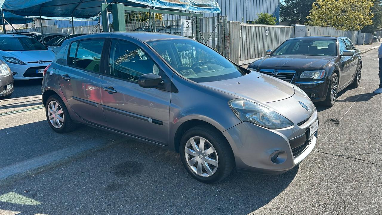 Renault Clio 1.2 16V 5 porte Live!