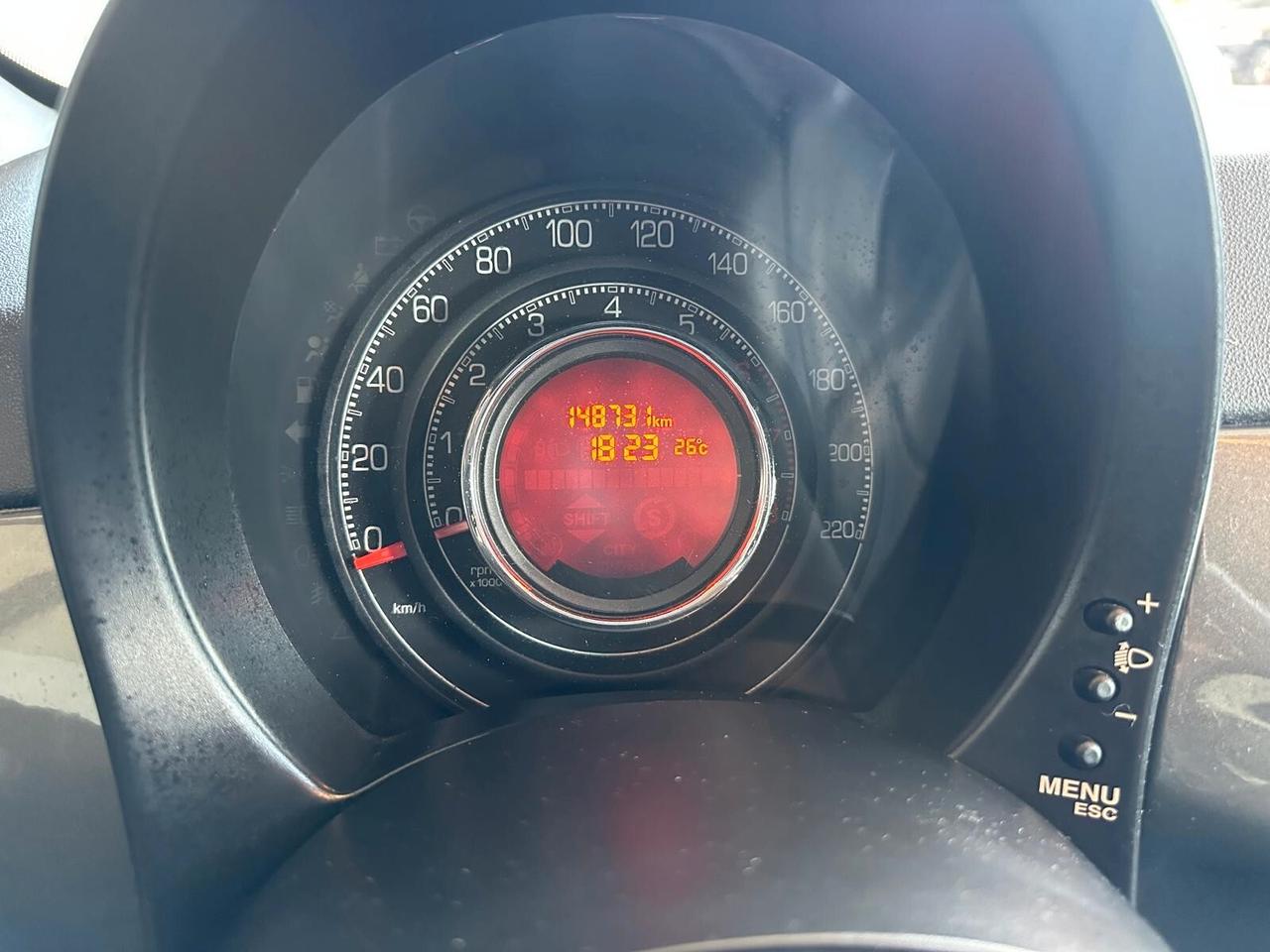 Fiat 500 C 1.2 Lounge GQ Limited
