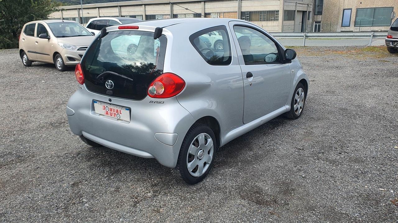 Toyota Aygo 1.0 12V VVT-i 3 porte Now