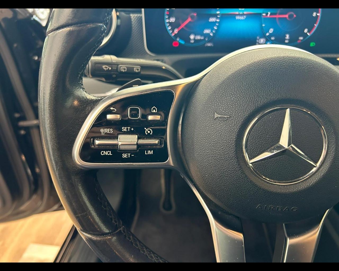 Mercedes-Benz Classe A - W177 2018 - A 180 d Sport Extra